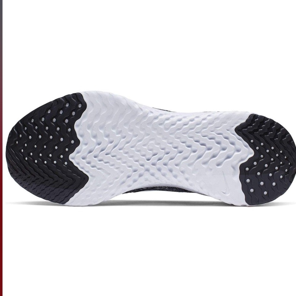 NEW Black & Dark Gray Epic React Flyknit Sneaker - Picture 4 of 8